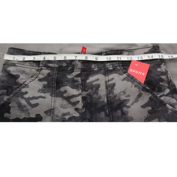 Spanx Camo Twill Cargo Jogger Pants Sz L Pull-on Pockets Stretch NWT - Picture 6 of 9